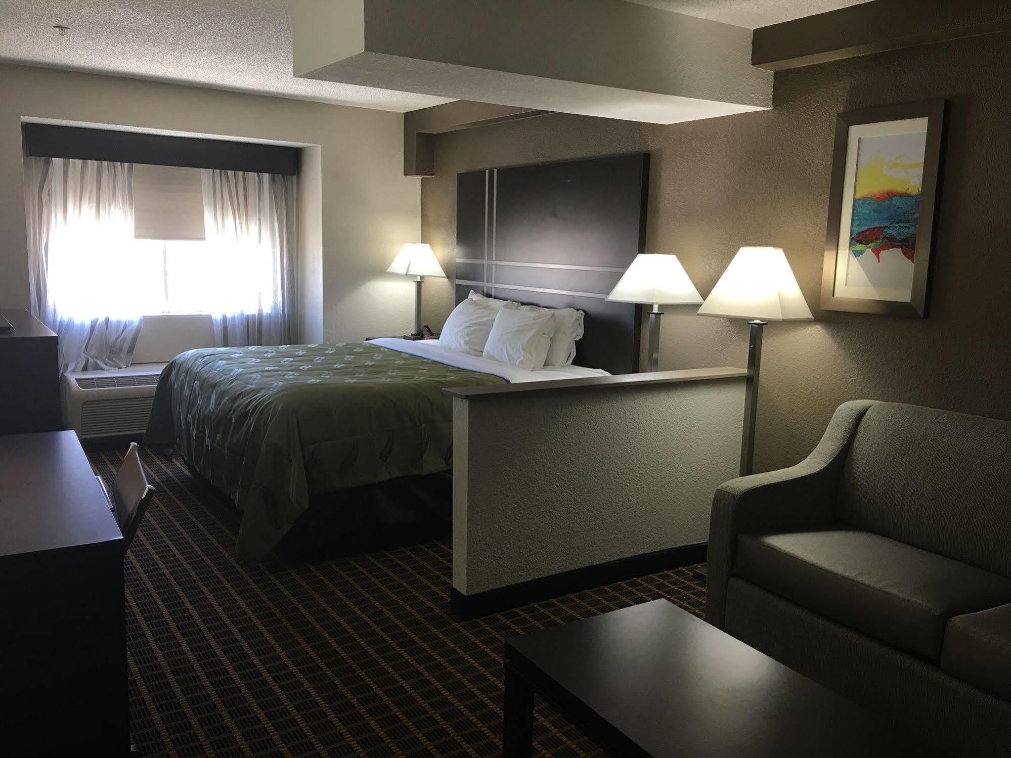 Quality Inn & Suites West El Paso I-10 Ngoại thất bức ảnh